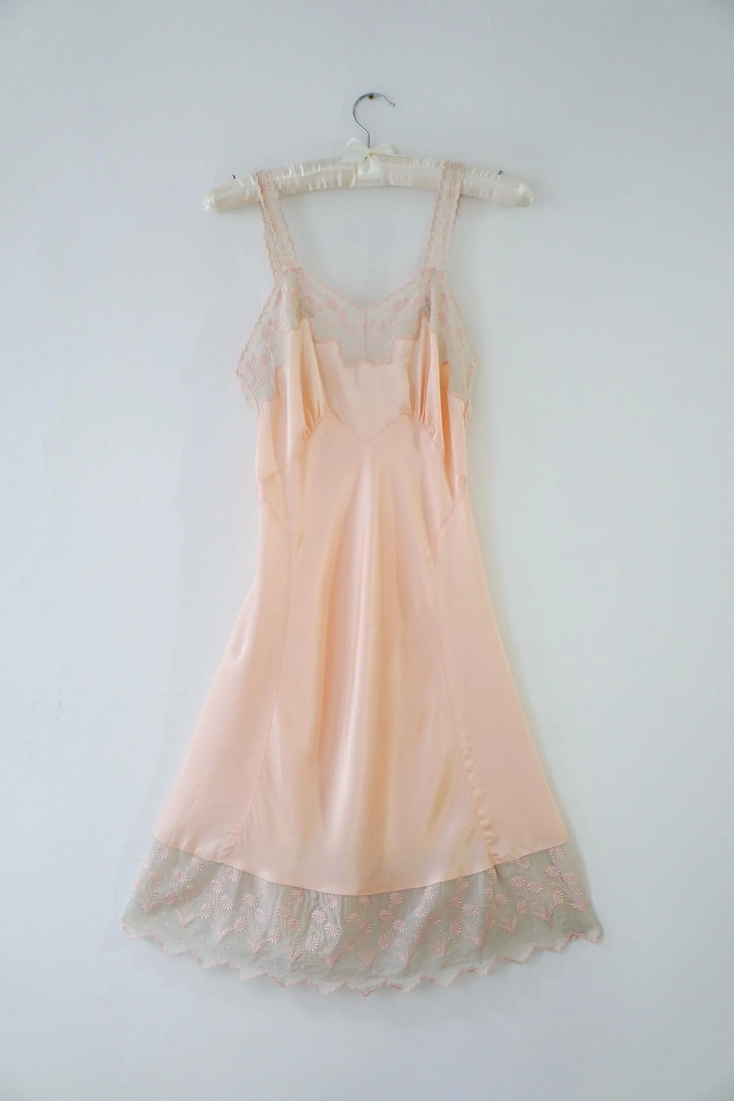 1940s Bias Cut Lace Slip Dress (Size XS/S)