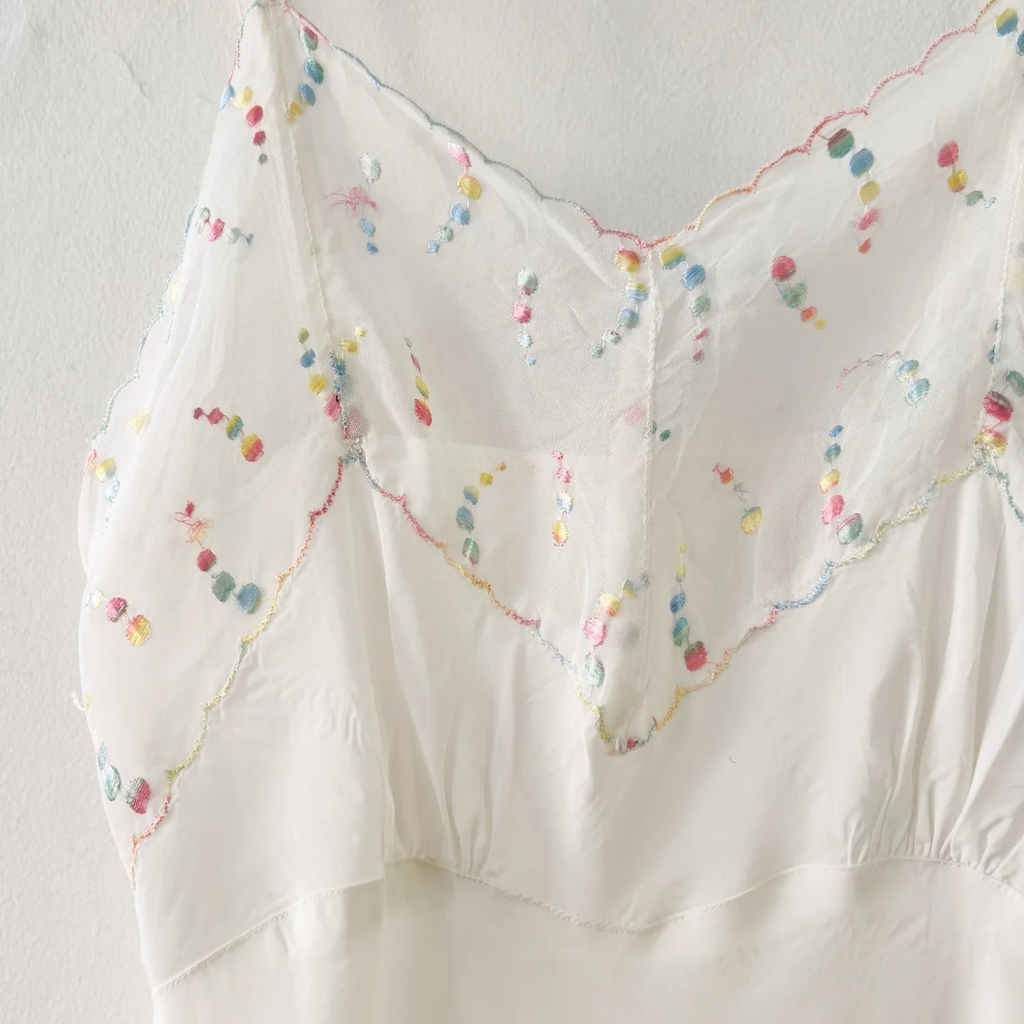 1940s Colorful Embroidered Slip (XS)