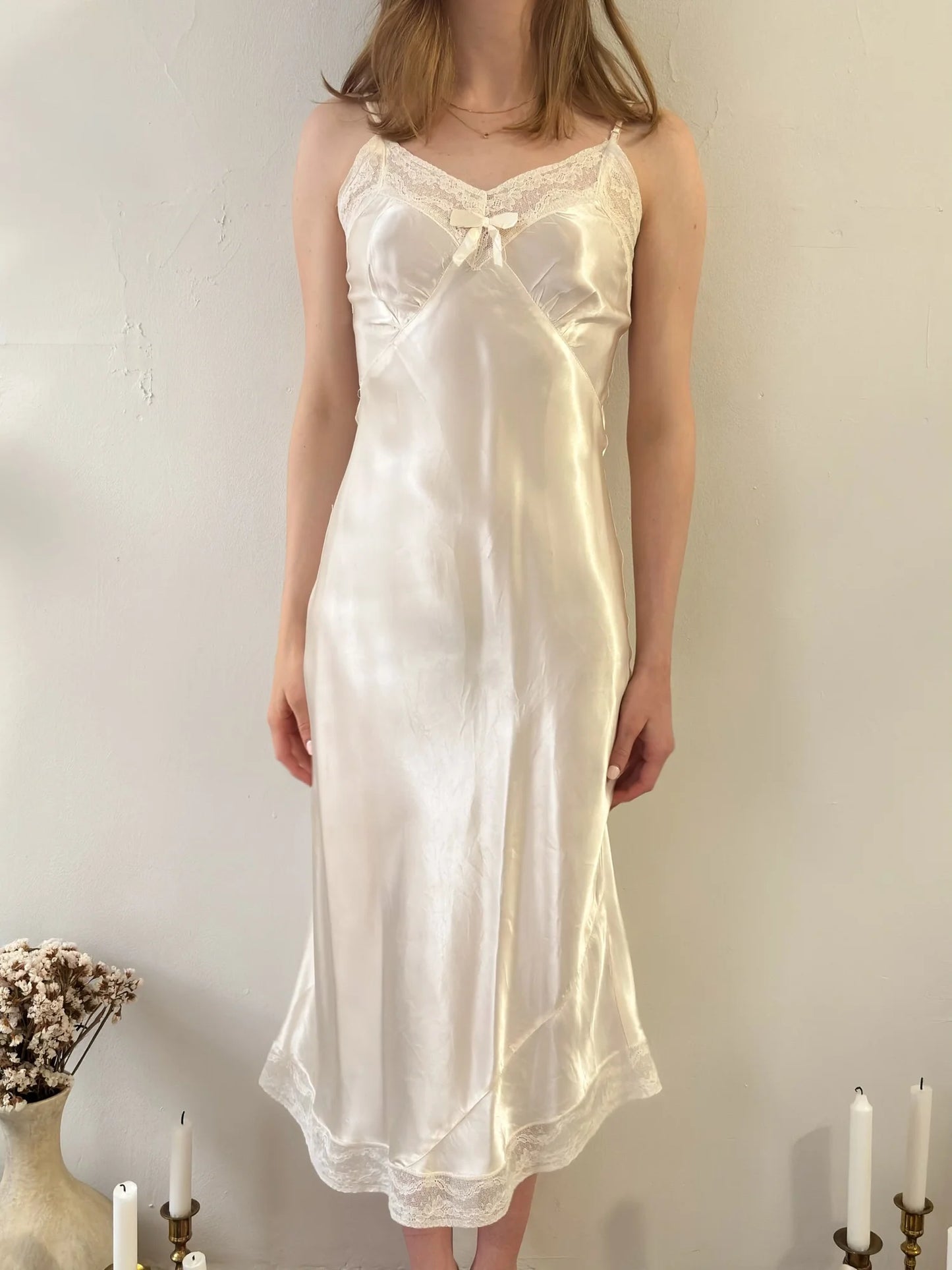 1940s Bias Cut Lace Slip Dress (XXS/XS)