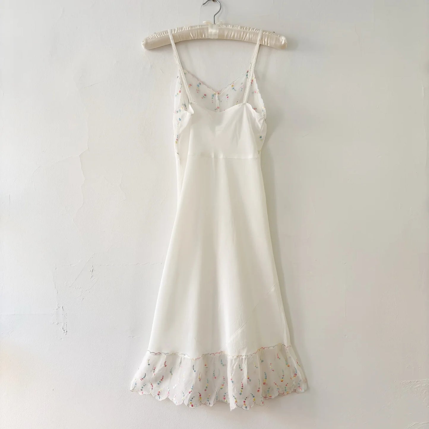 1940s Colorful Embroidered Slip (XS)